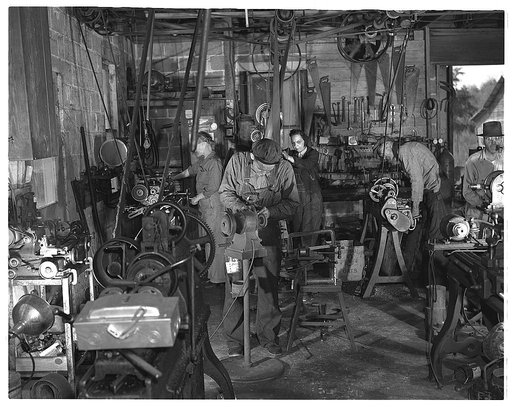 De Land pool. La Roe shop. Interior of the La Roe garage shop at Eustis, Louisiana, showing the precision machines on which the La Roe family is turning out vital parts for a million-dollar pool war contract centering at De Land, Florida