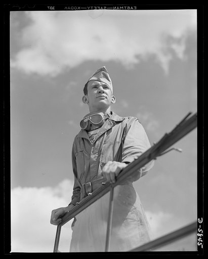 Fort Knox, Kentucky. Armored force personnel. The armored forces get a good type of soldier. This capable looking lieutenant, in training with his men at Fort Knox, Kentucky, is just finishing a course that will make him quite a problem for the Axis