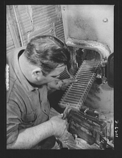 Fuel conservation. Conversion of furnace to coal from oil. In face of the drastic fuel oil shortage in the East and rationing of the supplies which are available, homeowners are urged, where possible, to convert oil burning furnaces to coal. Third step is replacing the coal grates in the furnace. Af