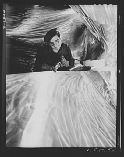 Production. Ship propellers, etc. Surface irregularities on the blades of manganese bronze ship propellers are chipped off with a pneumatic hammer in the machine shop of a large Eastern plant now engaged wholly in war Production. Baldwin Locomotive Works