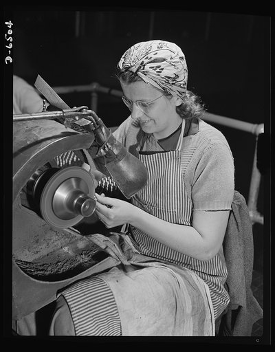 Production. Pratt and Whitney airplane engines. Screws for valve rocker arms of Pratt and Whitney airplane engines are polished on a Gardner machine in a large Eastern plant. This operation is one of many high precision specifications which insure excellence of our fighting planes. Pratt and Whitney