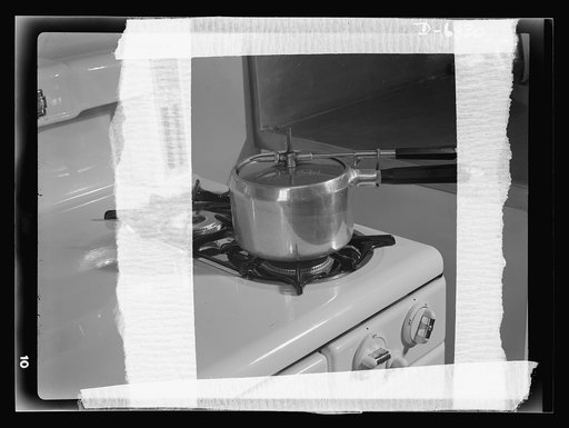How to conserve household gas. One of the best ways to save gas is to use a pressure cooker if you have one. These utensils save by greatly reducing the time of cooking. Another method to save gas is to use triplicate sets--three triangular cooking pots which fit together to make a circle. These mak