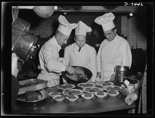 Dehydrated food luncheon at Senate. Chefs in the U.S. Senate restaurant prepare a luncheon of dehydrated foods for members of the Senate. These foods are assuming increasing importance in meeting both military and lend-lease needs