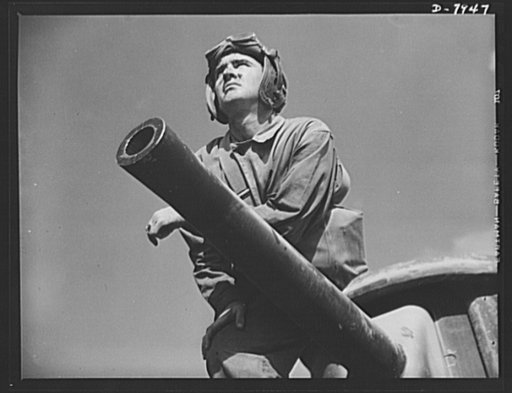 Fort Knox. M-3 tank crews. An M-3 tank, a 75mm cannon and a determined "tanker" at Fort Knox, Kentucky. The Fort Knox school for tank crews has graduated many men who are now ready to meet the enemy on our far-flung battle lines and on more than equal terms