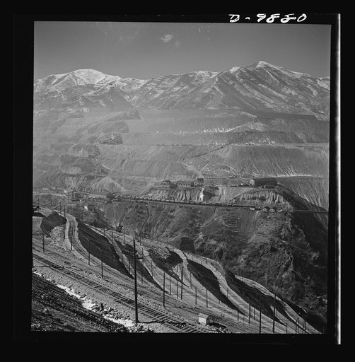 A section of the open-pit mining operations of Utah Copper Company at Bingham Canyon, Utah