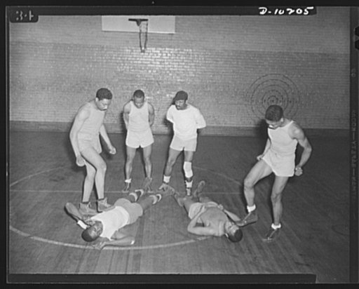 Washington public schools go to war. The public schools of Washington, D.C., like those in most other sections of the country, have revised their curricula to fit the pupils for fuller participation in the war effort. Physical fitness is now an important part of this new program. Photo shows high sc