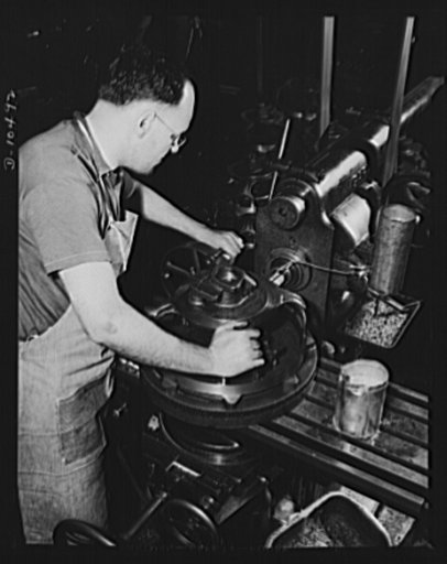 Milling casting for ship's engine