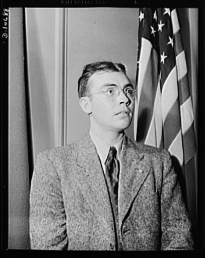 Earl Williams, torpedoed sailor, speaking before labor-management committee members at Hazleton, July 30th