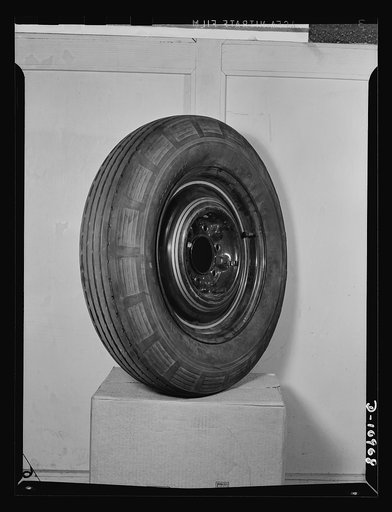 Tires for pictogram
