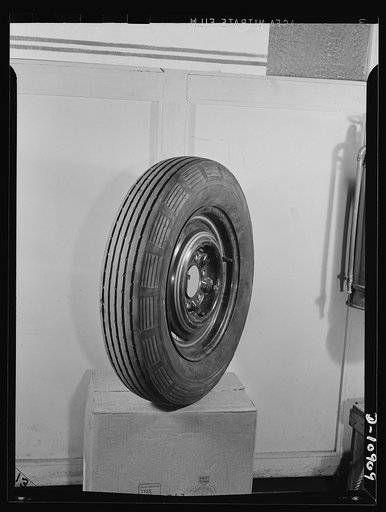 Tires for pictogram