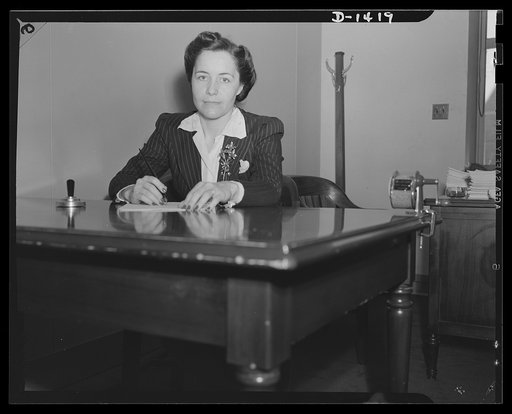 Loretta Vrooman, Field Representative, Consumer Division, Office of Price Administration (OPA)