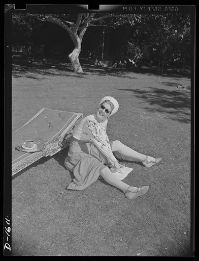 Cotton stockings. There is a current trend for color in sport stockings like these in pale blue which Ann Sheridan is wearing to match her culottes. These stockings are also made in pink, green and orchid. Cotton accepts dye much more readily than does silk