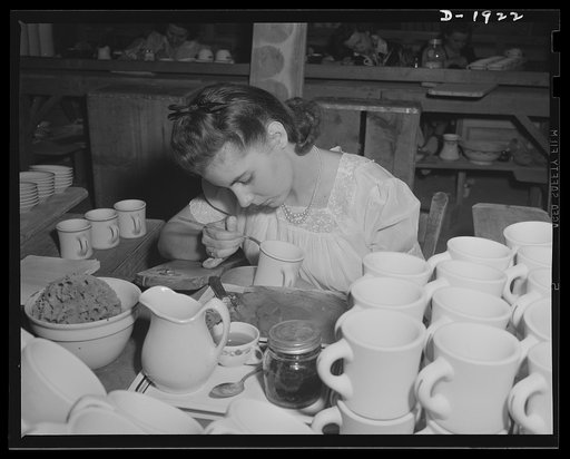 Decorating cups for the Navy. Shenango Pottery Works, Newcastle, Pennsylvania