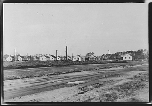 FHA (Federal Housing Administration)-insured small home development in Norfolk