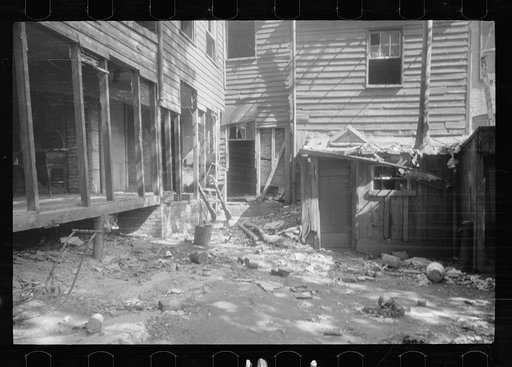 Untitled photo, possibly related to: Alley dwelling near Union Station, showing crowded, tiny backyards, Washington, D.C.
