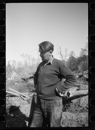 Untitled photo, possibly related to: Bridge building, Prince George's County, Maryland