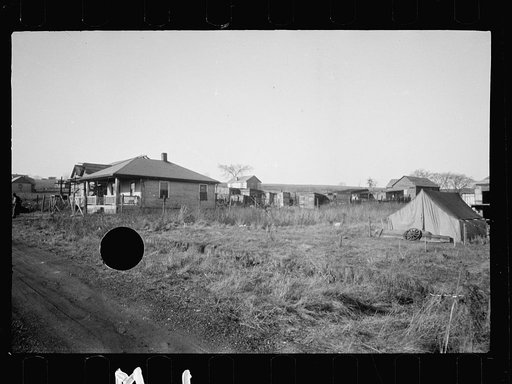 Untitled photo, possibly related to: "Blight house," Hamilton County, Ohio
