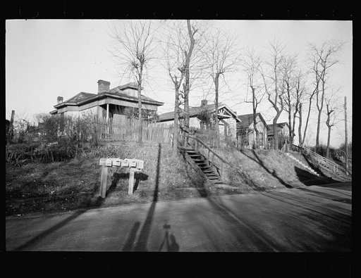 Cheap partly-constructed houses lacking water and sewage, Lockland, Ohio
