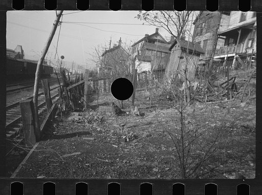 Untitled photo, possibly related to: House along Martin Street, Hamilton County, Ohio
