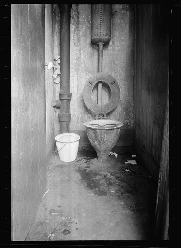 Privy along front street, Hamilton County Ohio