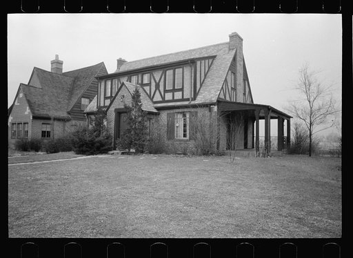 Untitled photo, possibly related to: Houses, Mariemont, Ohio