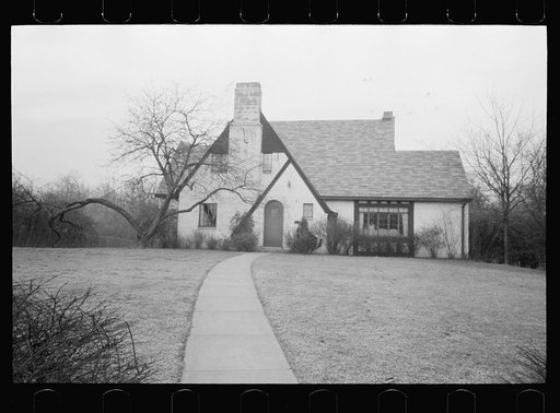 Untitled photo, possibly related to: Houses, Mariemont, Ohio