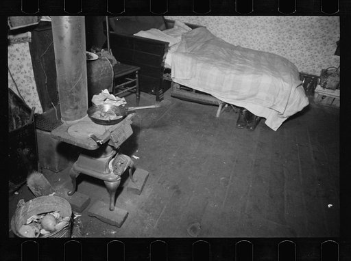 Room of white man, Hamilton County, Ohio
