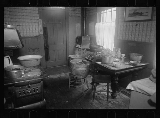 Kitchen, white family, Hamilton Co., Ohio