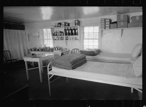 Hospital and first aid station. Berwyn, Maryland