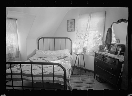 Westmoreland Homesteads, Mount Pleasant, Westmoreland County, Pennsylvania. Bedroom