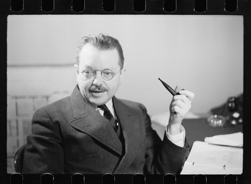H.H. Bentley, Washington, D.C., Principal Architect of Milwaukee project, Suburban Resettlement Division