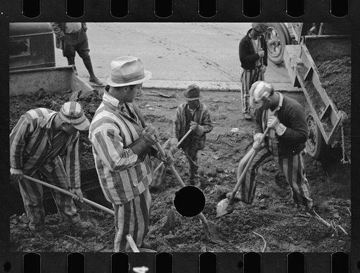 Untitled photo, possibly related to: Convicts working on state road, North Carolina
