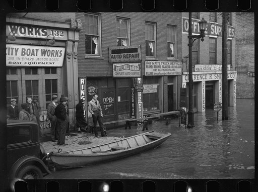 Ohio River in flood, Louisville, Kentucky
