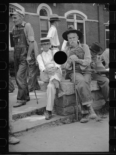 Untitled photo, possibly related to: Loafers' wall, by courthouse, Batesville, Arkansas