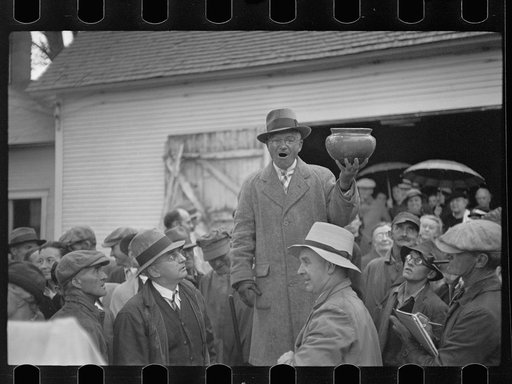 Hyde Park (vicinity), Vermont. An auction