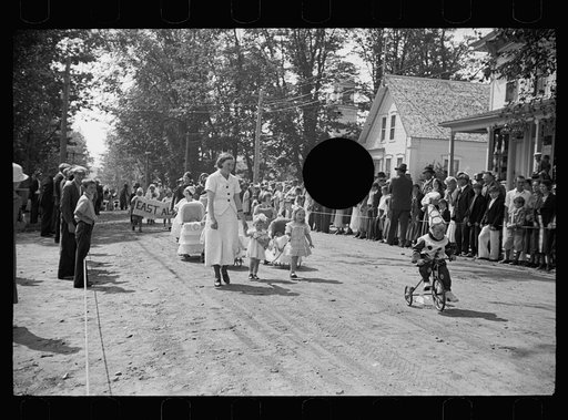 Untitled photo, possibly related to: Start of the two-man wheelbarrow and barrel race. Fair at Albany, Vermont