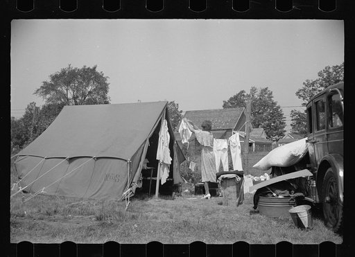 Untitled photo, possibly related to: Farm families come prepared to live at the fair, Morrisville, Vermont