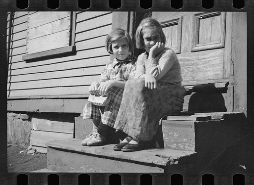 Untitled photo, possibly related to: Marion Street, French section, west side of river, Amoskeag, Manchester, New Hampshire