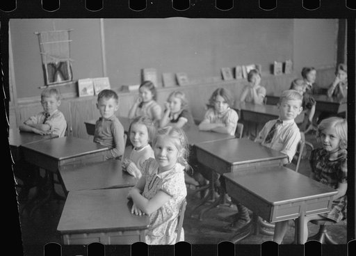 Untitled photo, possibly related to: Greenbelt schoolroom