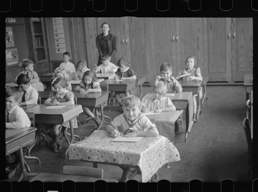 Untitled photo, possibly related to: Greenbelt schoolroom