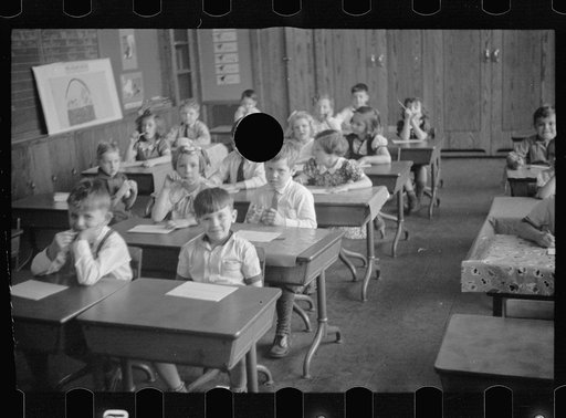 Untitled photo, possibly related to: Greenbelt schoolroom