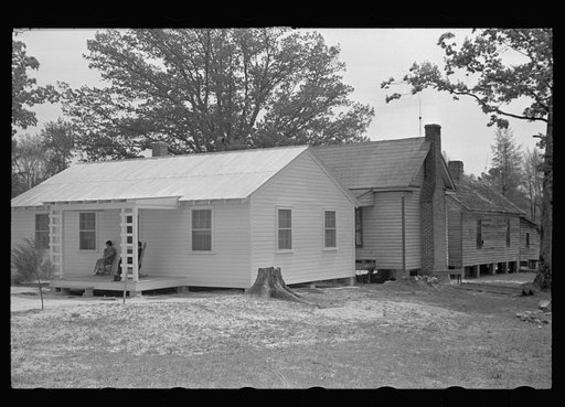 New house added onto old houses, Roanoke Farms Project, North Carolina