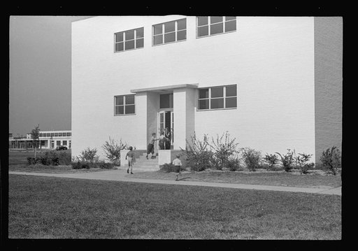 Untitled photo, possibly related to: Bus which runs between Greenhills and Cincinnati