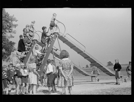 Schoolchildren at Greenhills, Ohio