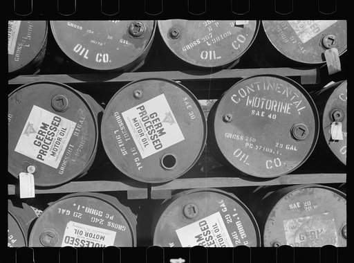 Oil, Lincoln, Nebraska