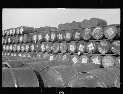 Oil, Lincoln, Nebraska