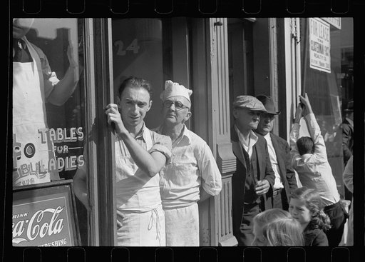 Waiter and chef watching Cincinnati's sesquicentennial parade, Cincinnati, Ohio
