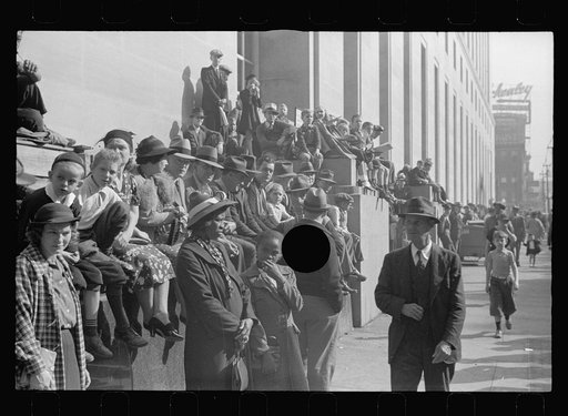 Untitled photo, possibly related to: Waiting for the parade to pass, Cincinnati, Ohio