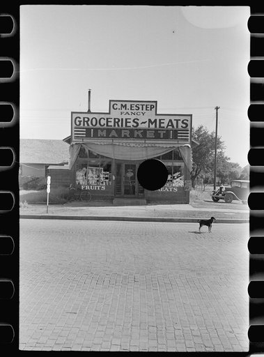 Untitled photo, possibly related to: Grocery store. Salina, Kansas