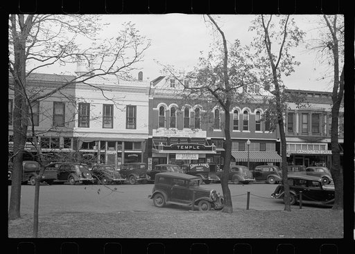 Main street, Yates Center, Kansas